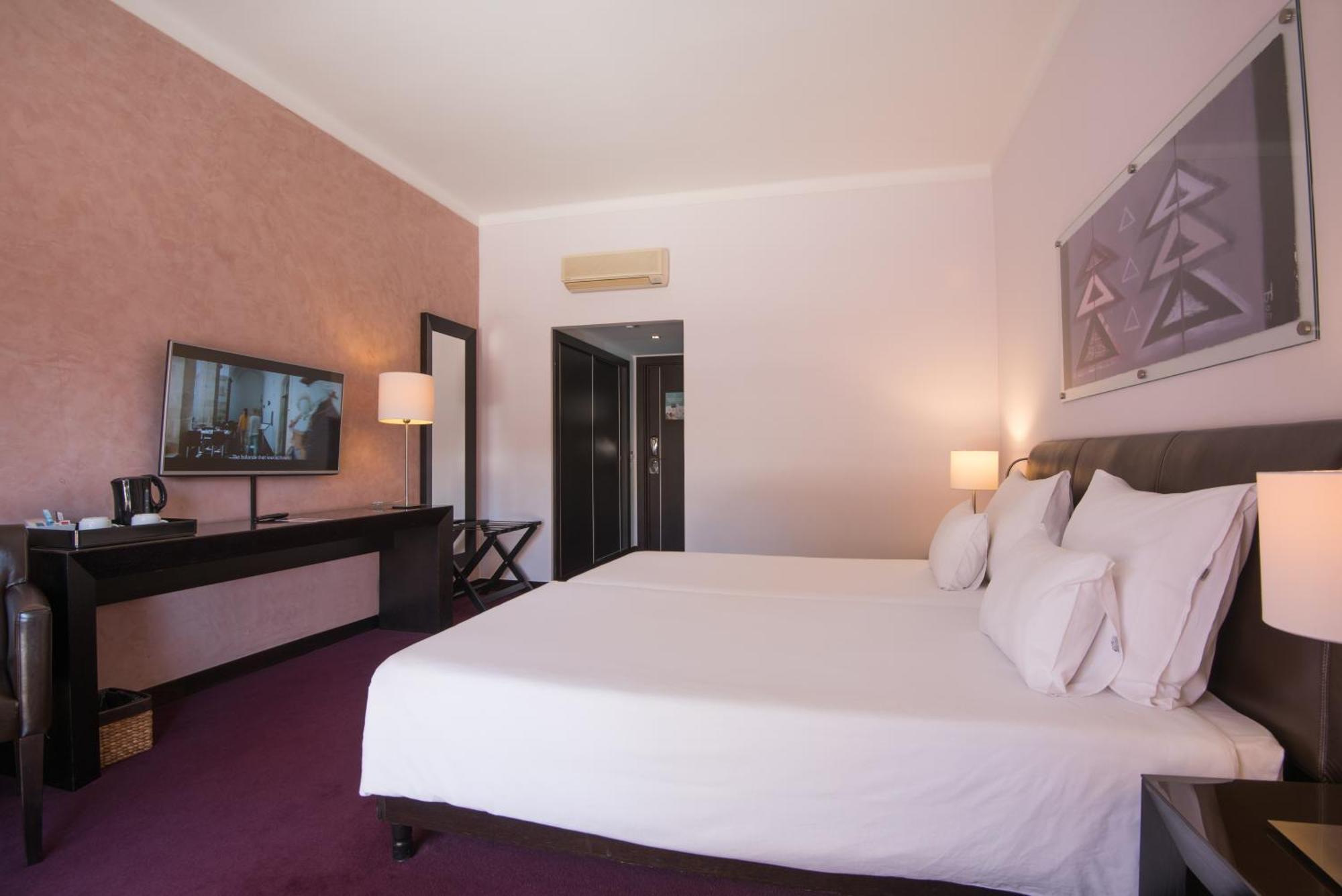 Vila Gale Collection Praia (Adults Only) Albufeira Bagian luar foto