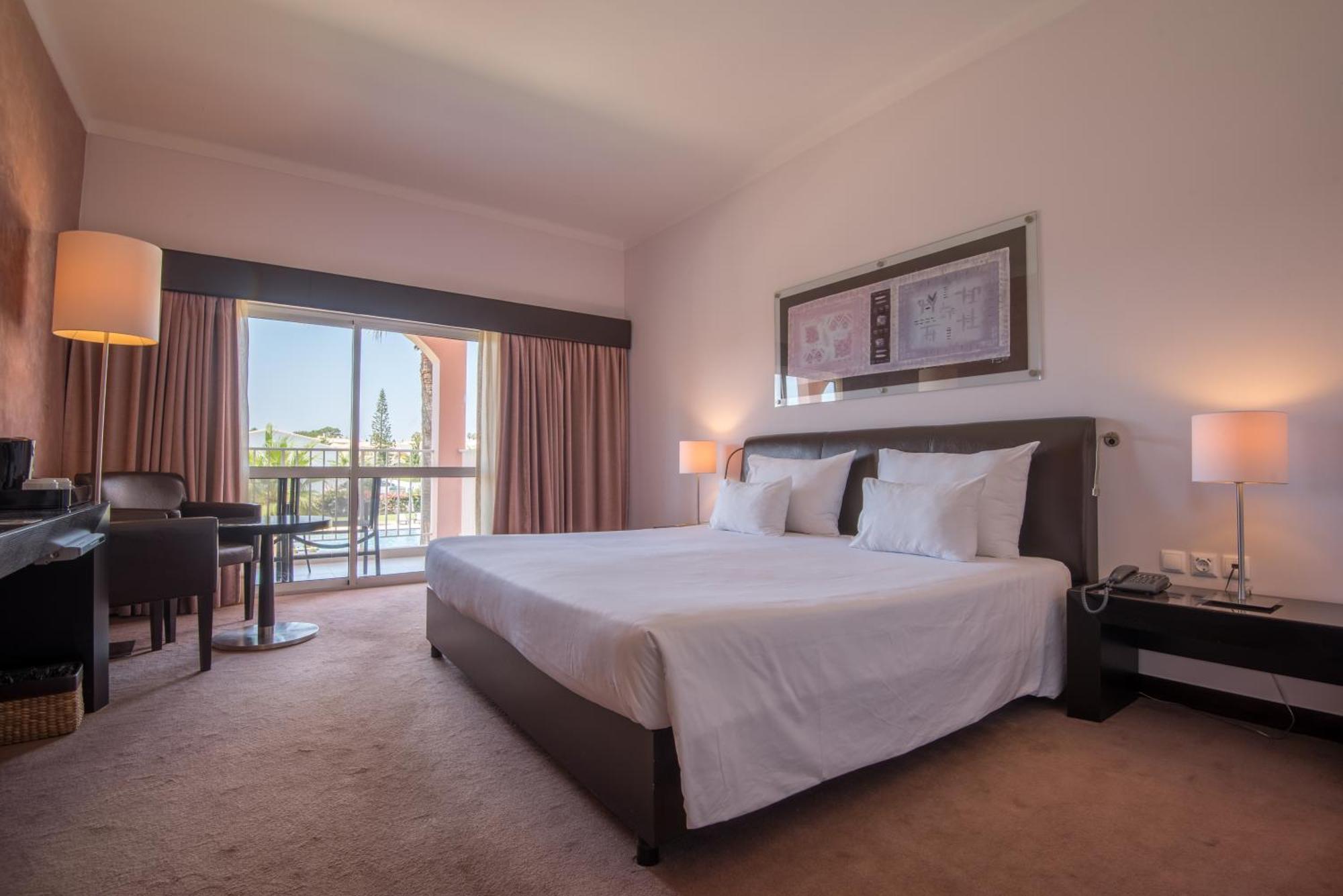 Vila Gale Collection Praia (Adults Only) Albufeira Bagian luar foto